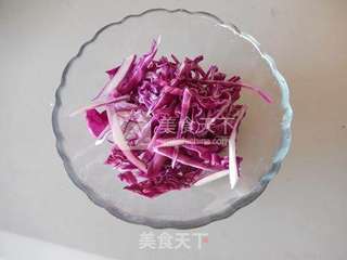 牛油果虾仁沙拉的做法步骤:2