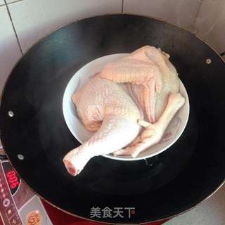 葱油鸡的做法步骤:2