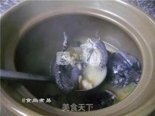 花旗参炖乌鸡的做法步骤:9