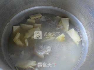 雪菜冬笋煮猪蹄的做法步骤：9