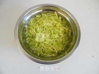 蛋煎饺子的做法步骤:4