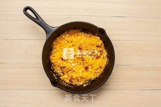 避风塘虾仁的做法步骤:7