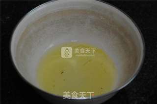 萌哒哒的小熊紫薯卷的做法步骤:2