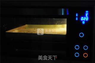 萌哒哒的小熊紫薯卷的做法步骤:10
