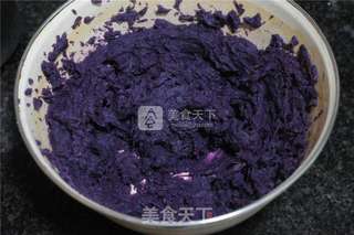 萌哒哒的小熊紫薯卷的做法步骤:11