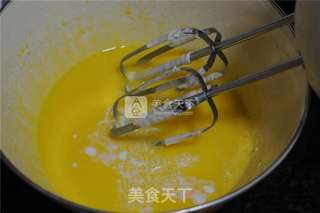 萌哒哒的小熊紫薯卷的做法步骤:5