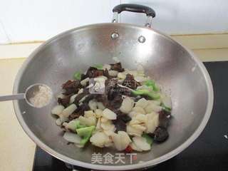 泡椒地梨黑木耳的做法步骤:8