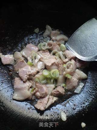 猪肉土豆炖松蘑的做法步骤:6
