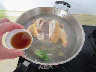 蒜香白斩鸡的做法步骤:5