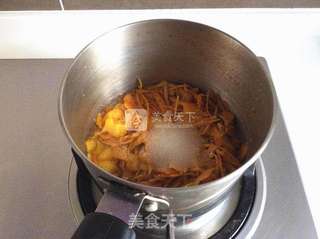 酸甜可口橙香鸭肉的做法步骤:4