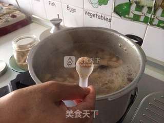 加味萝卜炖大骨的做法步骤:4