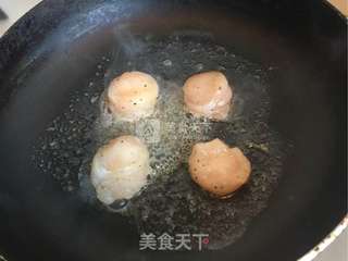 香煎扇贝的做法步骤:5