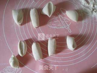 猪肉荸荠小肉包的做法步骤:7