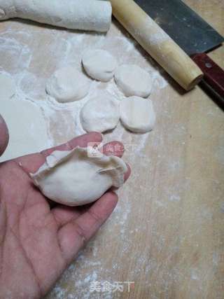 韭菜虾仁水饺的做法步骤:12