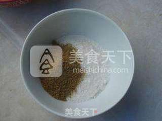 腌缠丝鸭蛋的做法步骤:2