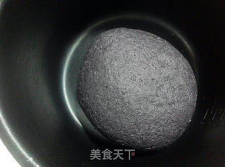 营养早餐之——奶香黑米刀切的做法步骤:5