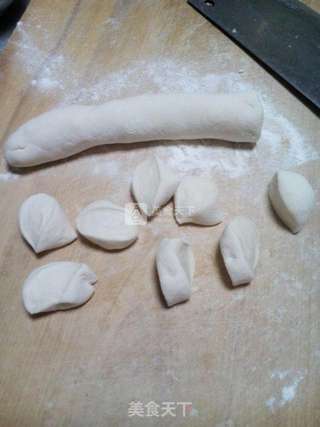韭菜虾仁水饺的做法步骤:9