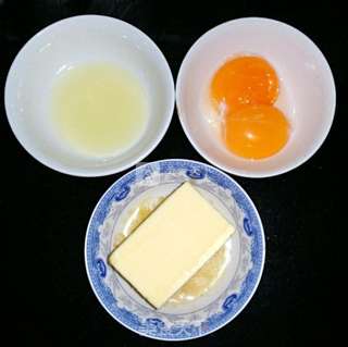 荷兰酱汁(Hollandaise Sauce)的做法步骤：1