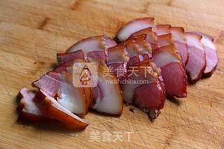 腊味飘香【腊肉炒薯片】的做法步骤：2