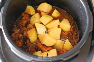 大盘鸡的做法步骤:6