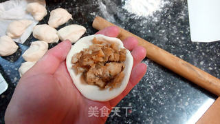 带鱼包子的做法步骤:4