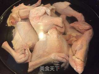 滋补鸡汤的做法步骤:2