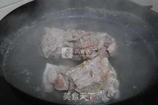 小炖羊排的做法步骤:3