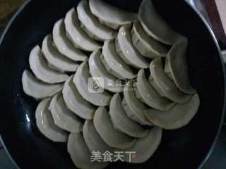 煎饺的做法步骤:11