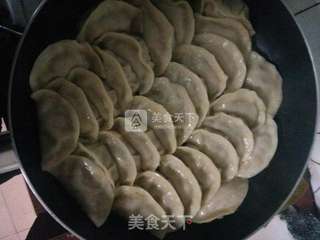 煎饺的做法步骤:15