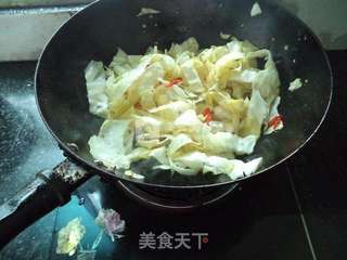 米椒包菜丝的做法步骤：9