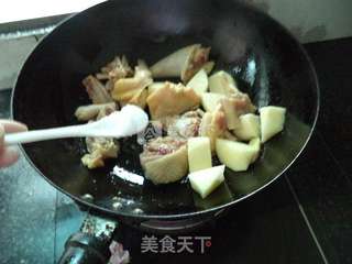 土豆三黄鸡的做法步骤：6