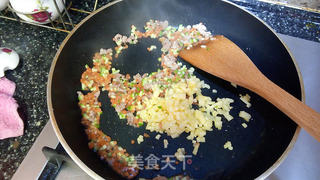 梅子炒饭——中华小当家的做法步骤:3