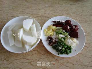 本帮红烧羊肉的做法步骤:2