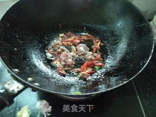 包菜香菇肉丝炒河粉的做法步骤：3