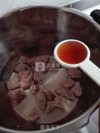清炖牛肉的做法步骤:4