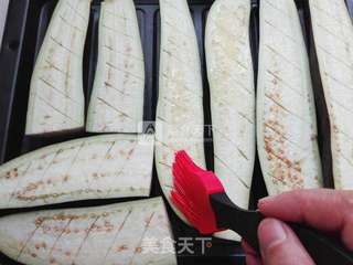蒜香肉末烤茄子的做法步骤:3