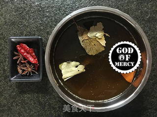 #八珍盛宴#春节宴席的先头部队--酥脆到鱼刺都不放过的秘制爆汁五香熏鱼的做法步骤:8