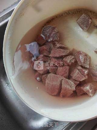 清炖牛肉的做法步骤:3