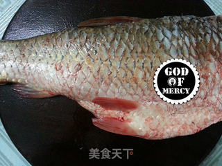 #八珍盛宴#春节宴席的先头部队--酥脆到鱼刺都不放过的秘制爆汁五香熏鱼的做法步骤:2