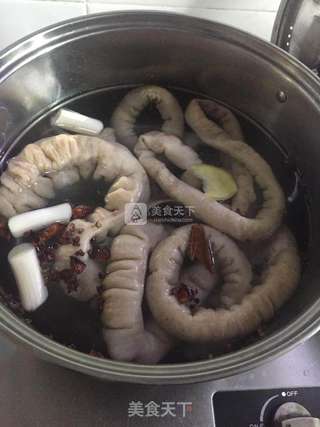 肥肠煲的做法步骤:4
