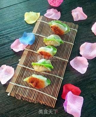 白菜猪肉煎饺的做法步骤:8