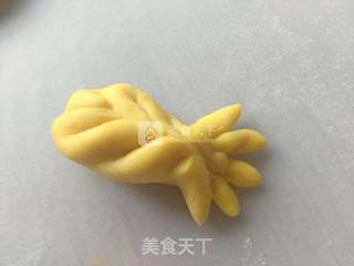 龙形蒸饺的做法步骤:17