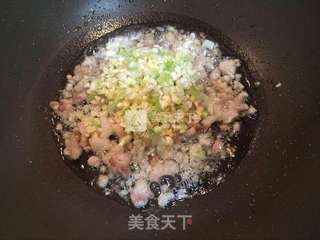 麻辣过瘾的【宜宾燃面】的做法步骤:5