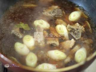 【年夜饭健康大菜】无油少盐版红烧排骨的做法步骤:8