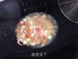 白果炒虾仁的做法步骤:7