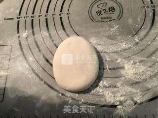 贝壳黑芝麻花卷的做法步骤:10