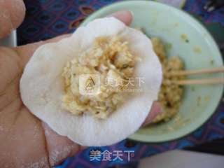 鲜肉白菜包的做法步骤:13