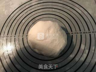 贝壳黑芝麻花卷的做法步骤:7