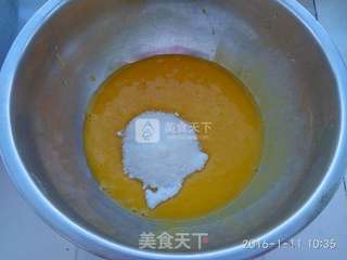 八寸戚风蛋糕的做法步骤:3