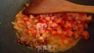 极简又好吃的--意式培根肉酱面的做法步骤:4